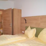 In Ruhiger Lage- Panorama Terrasse, 2 Sz, Rollstuhlfreundlich *