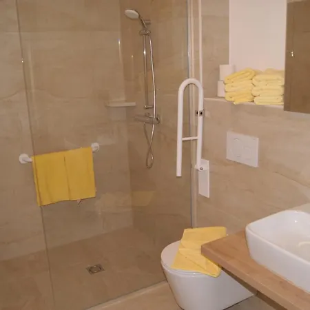 Apartman In Ruhiger Lage- Panorama Terrasse, 2 Sz, Rollstuhlfreundlich Pöllauberg