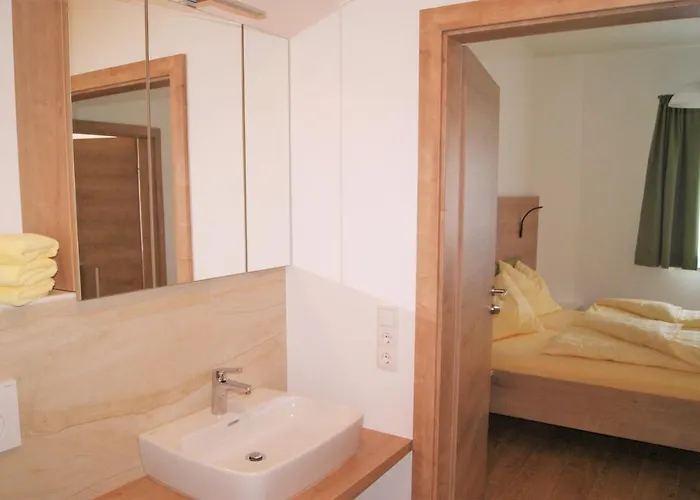 Rollstuhlfreundliche In Ruhiger Lage- Panorama Terrasse, 2 Sz Apartment