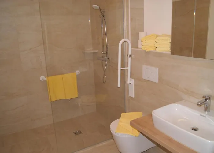 Appartamento In Ruhiger Lage- Panorama Terrasse, 2 Sz, Rollstuhlfreundlich Pöllauberg